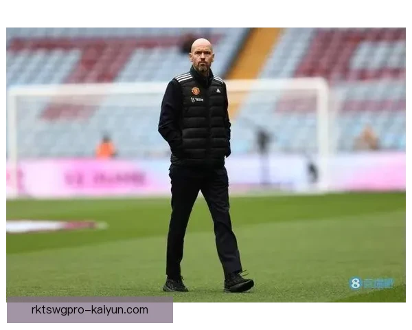 滕哈赫防守体系逐渐成型，球队防线稳固性显著提升。