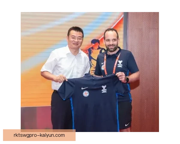 赫尔城土耳其老板近期表现引关注，俱乐部未来发展备受期待